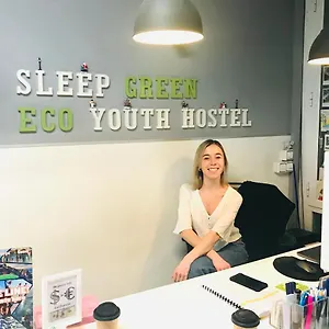 sleep-green-eco-youth-hostel-barcelona.topbarcelonahotels.com/